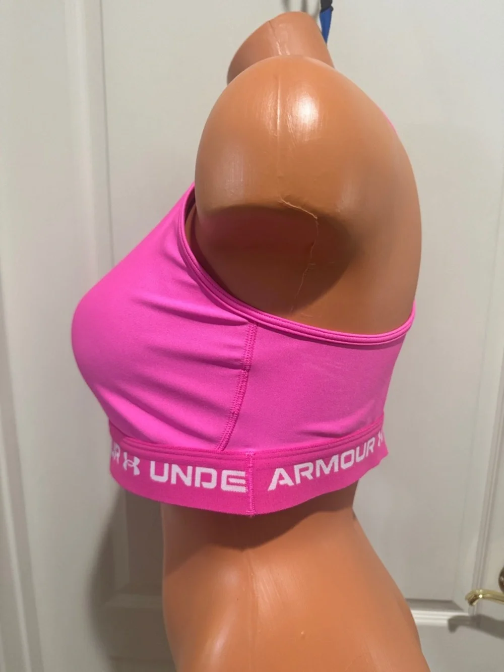UNDER ARMOUR Cross Back Mid Sports Compression Bra Pink XL $35 EUC KL